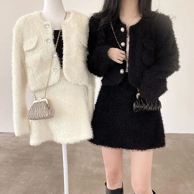 Комплект из двух предметов Маленький очаровательный плюшевый пиджак и юбка