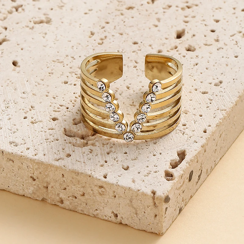 

Bohemia Zircon Rhinestone Letter V Finger Rings for Women Stainless Steel Ring Opening Adjustable Finger Ring Jewelry Gifts