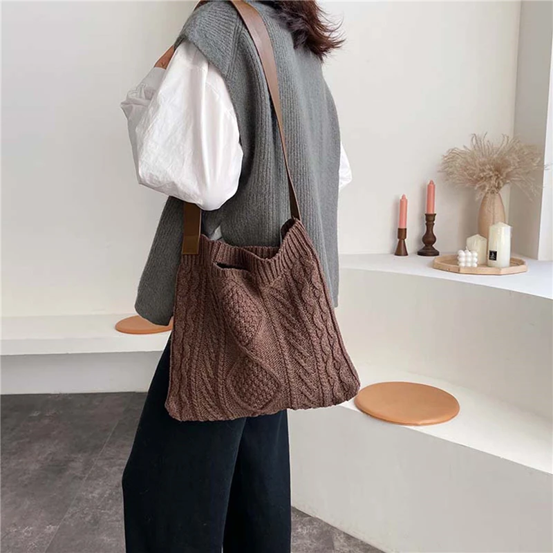 

New Autumn and Winter Women Shoulder Bags Wool Knit Shoulder Bag for Girl Large Capacity Women Handbags Retro Fashion Female Bag