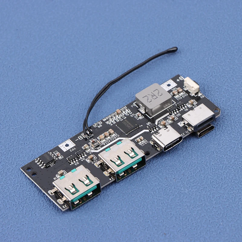 Внешний аккумулятор QC4.0 QC3.0 светодиодный с двумя USB-портами 5 В 22 А 18650 Вт Micro/Type-C USB