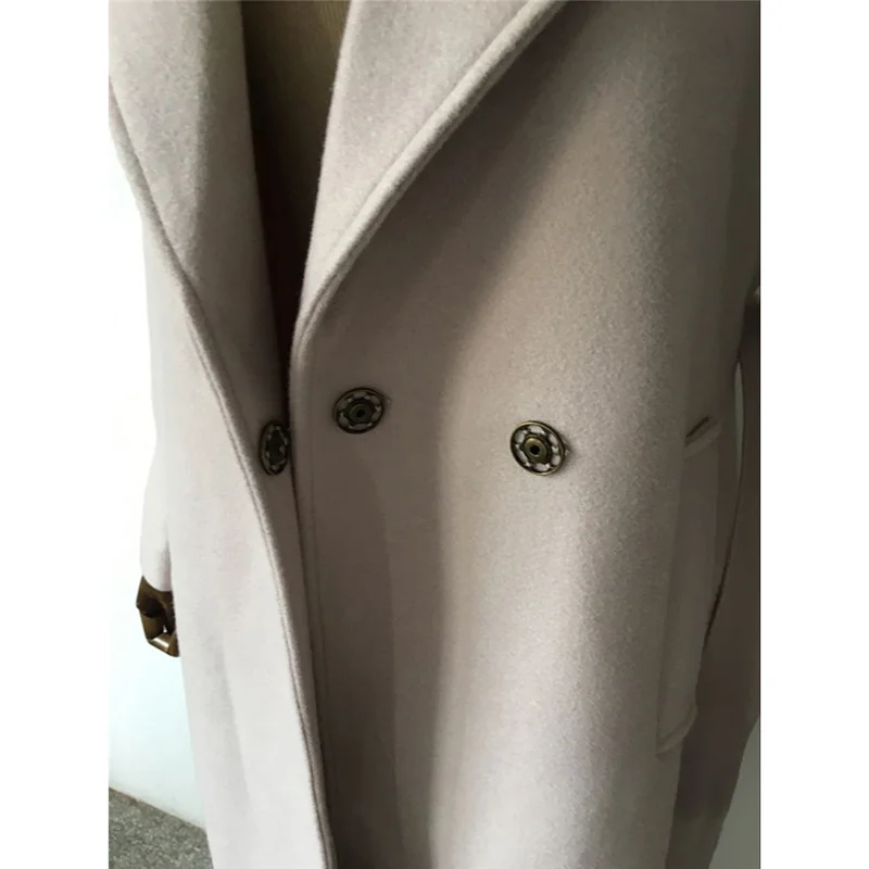 Рисунок 5 - Женское элегантное шерстяное пальто