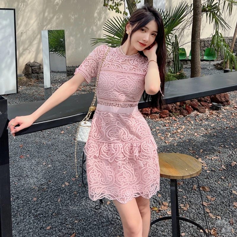 

High Quality New Elegant Water Soluble Flower Lace Dress Women Summer Simple Chic Sexy Party Office Vestidos