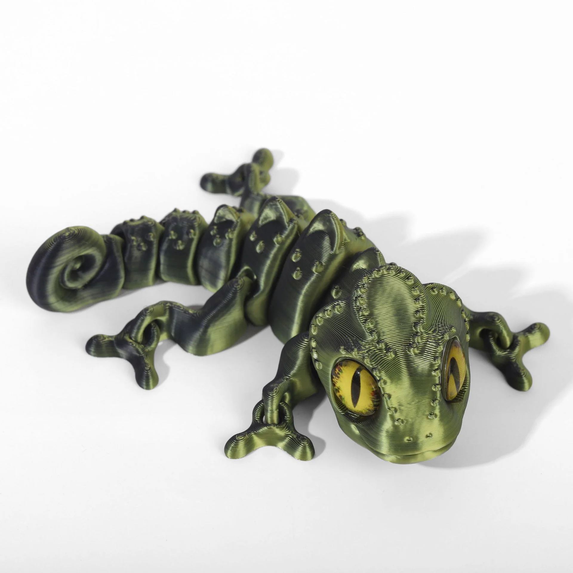 

Фигурки хамелеонов из резины