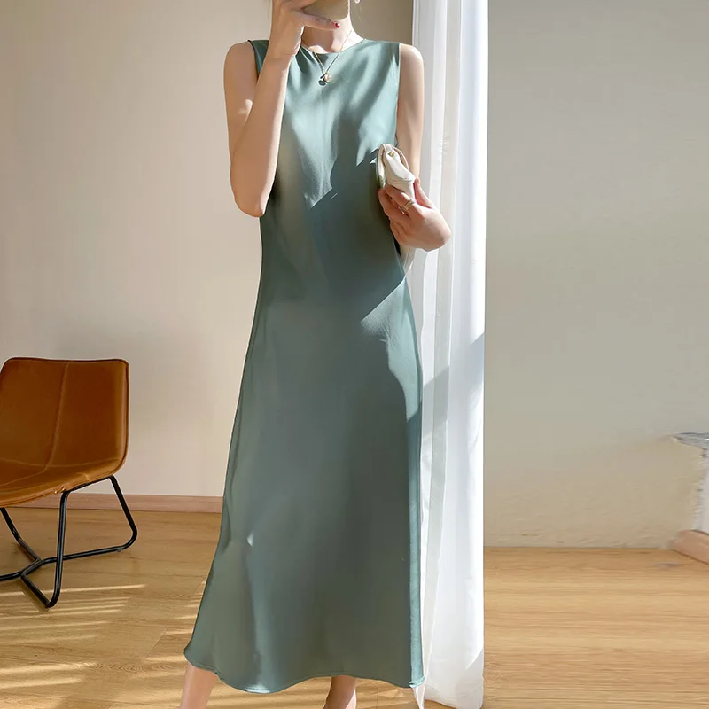 Элегантное офисное женское платье однотонное белое корейское французское