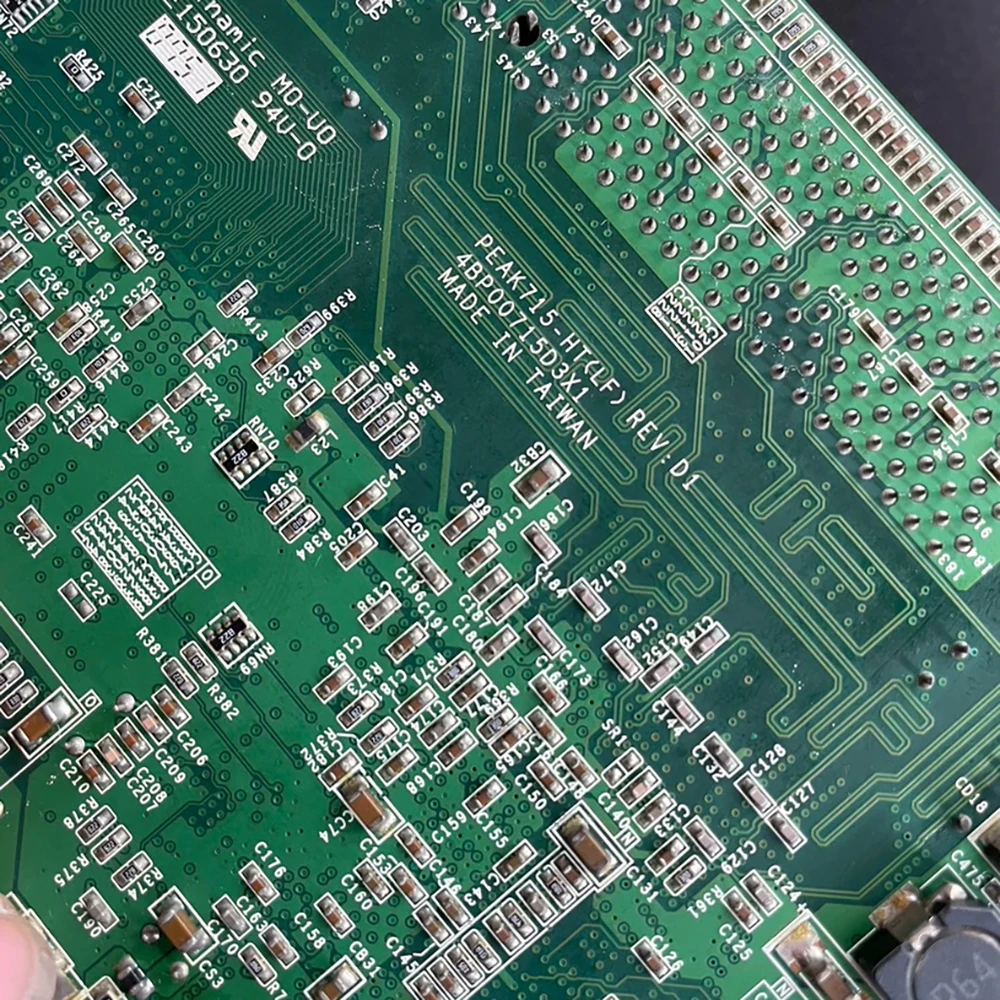 REAK715VL-HT(LF)Для материнской платы промышленного управления NEXCOM PEAK715-HT(LF)REV.D1