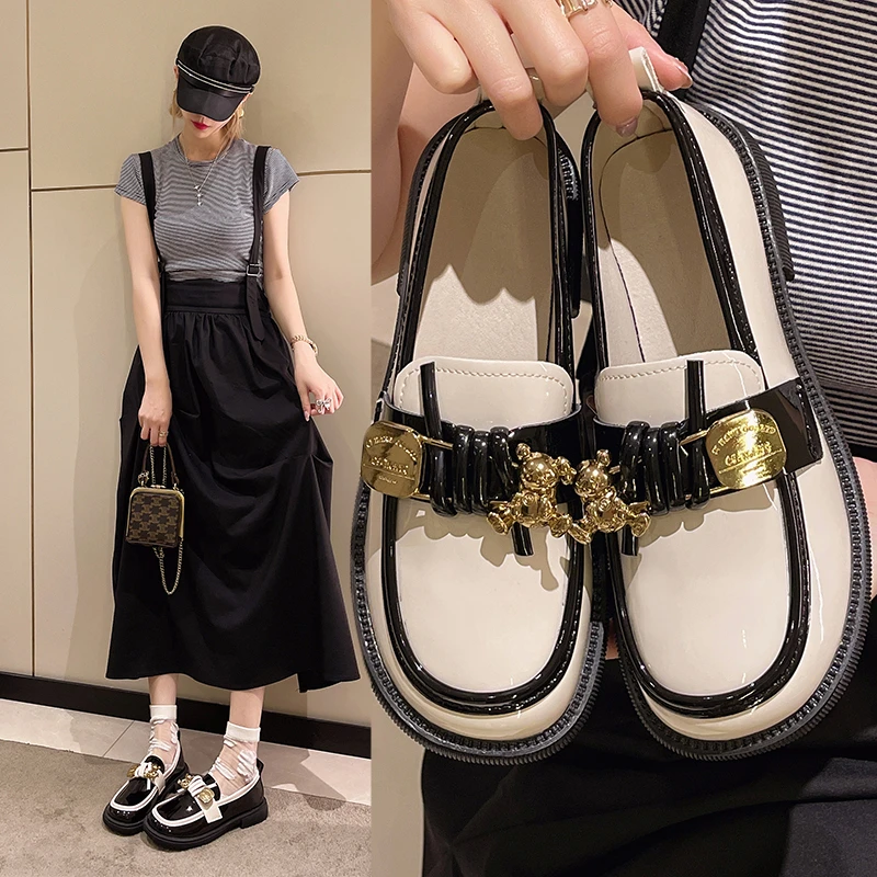 

Туфли женские оксфорды с металлической пряжкой, однотонные кожаные повседневные, без застежки, на платформе, лоферы, большие размеры