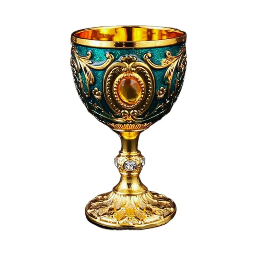 

Металлическая винтажная чаша для вина