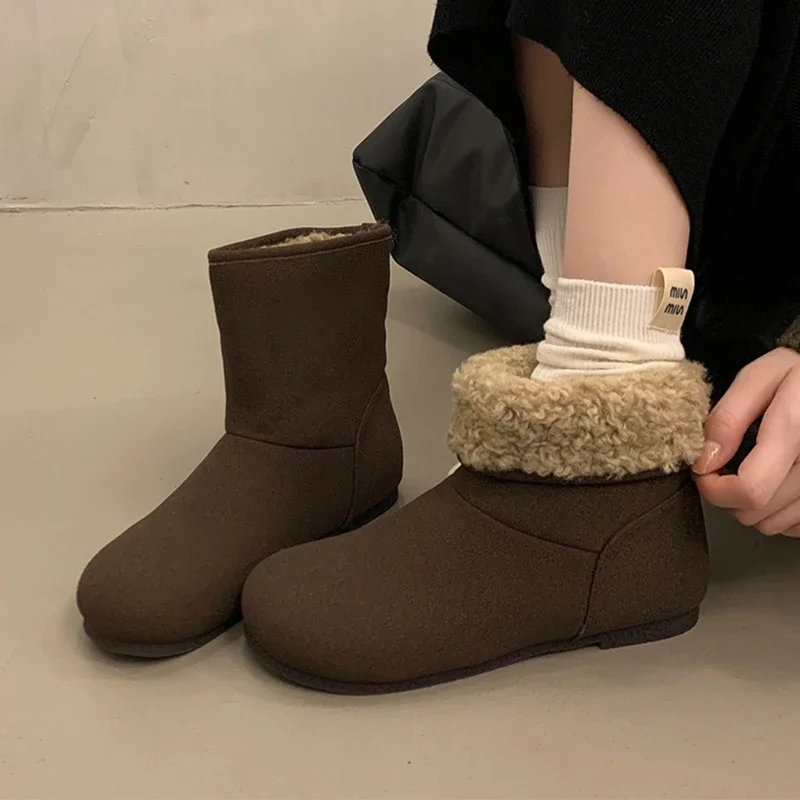 Повседневные женские ботильоны на меху замшевые туфли плоской подошве теплые