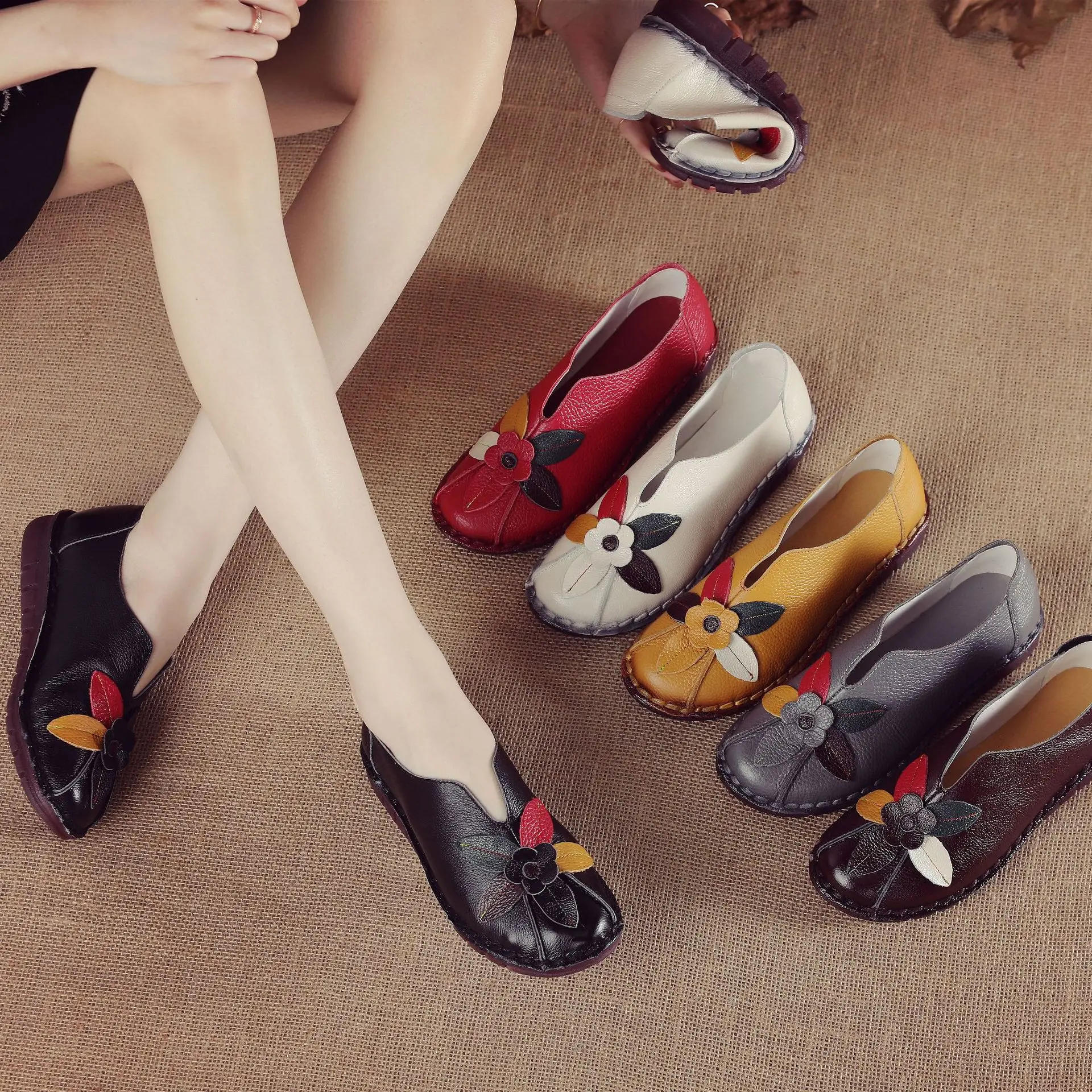 spring women leather moccasins flat shoes floral style retro women shoes fashion elderly soft-soled mother shoes plus size 42