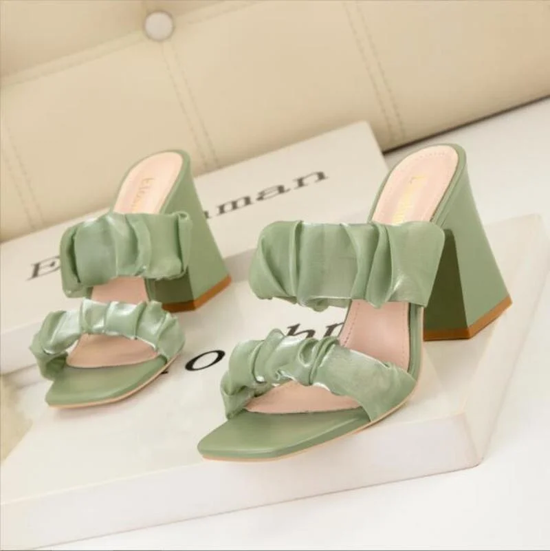 

2022women's summer one word with square heels high heels lazy people square toe open-toe outside wearing beach half drag sandals