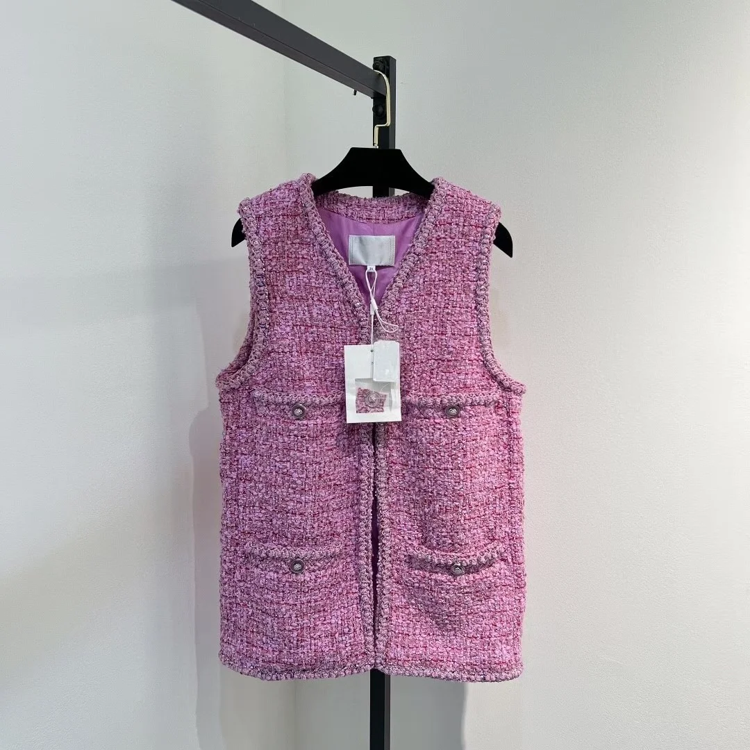 

Xiaoxiangfeng Rose Pink Knitted Tweed V-Neck Medium Length Vest 2023 New Twill Soft Tweed Sleeveless Jacket