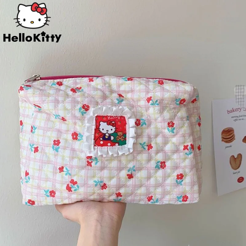 Hello Kitty Sanrio Cartoon Fashion Large Capacity Makeup Bags Y2k Girl Travel Portable Bags Women New Cosmetic Cases Organizer