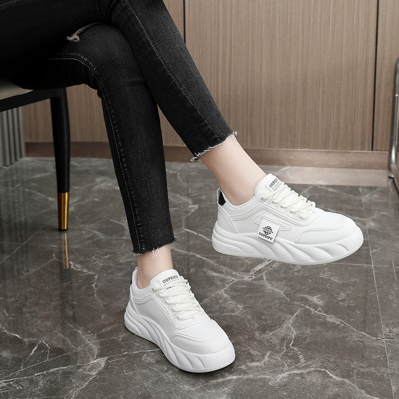 Женские кроссовки на платформе повседневная обувь толстой подошве с круглым