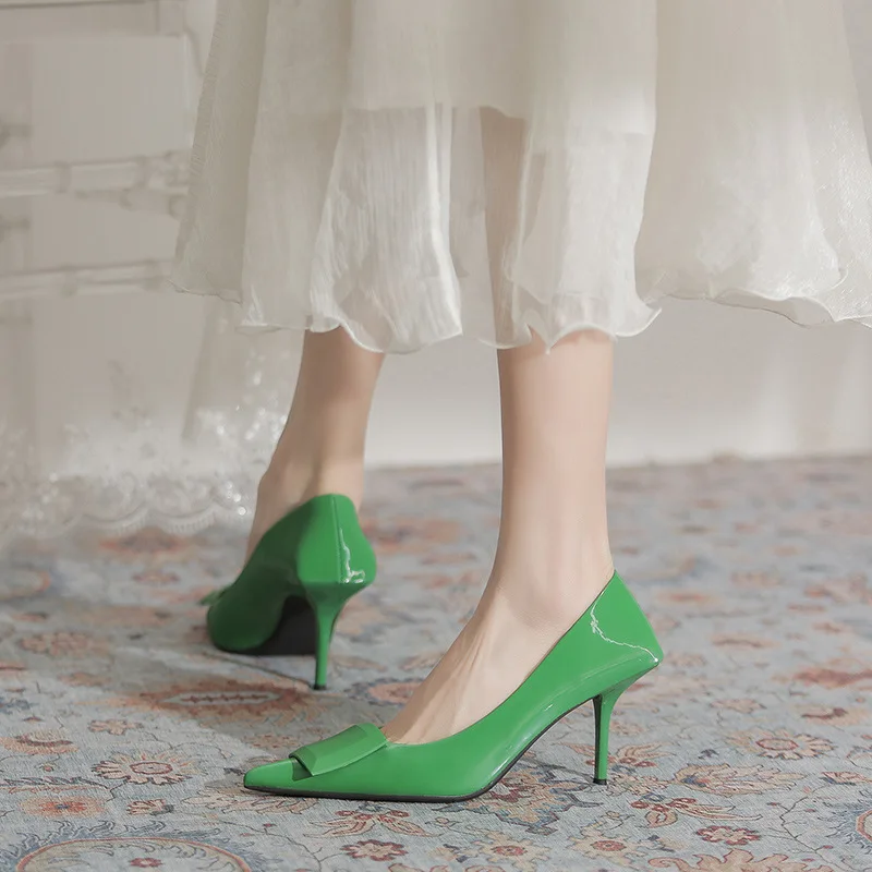 

2022 New Spring Women Fashion Design Square Buckle Pointed Toe Shoes Thin Heels Solid Color Office Work Pumps