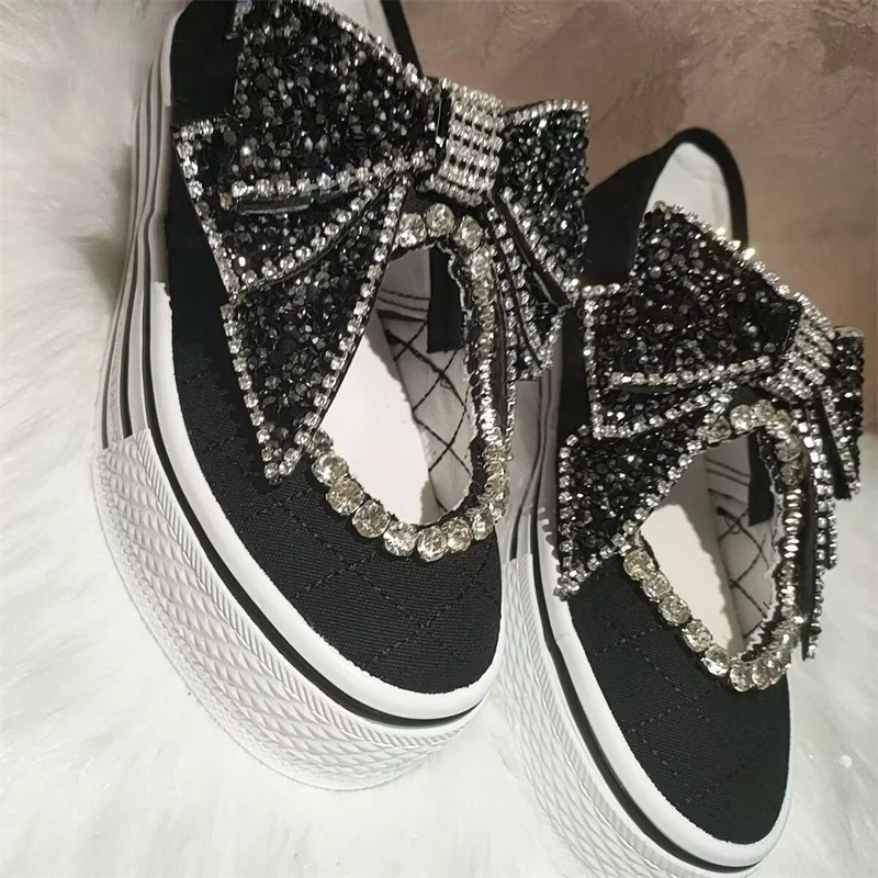

Classic hand-made low top canvas shoes black and white diamond thick soled casual sports shoes large size women 35-40