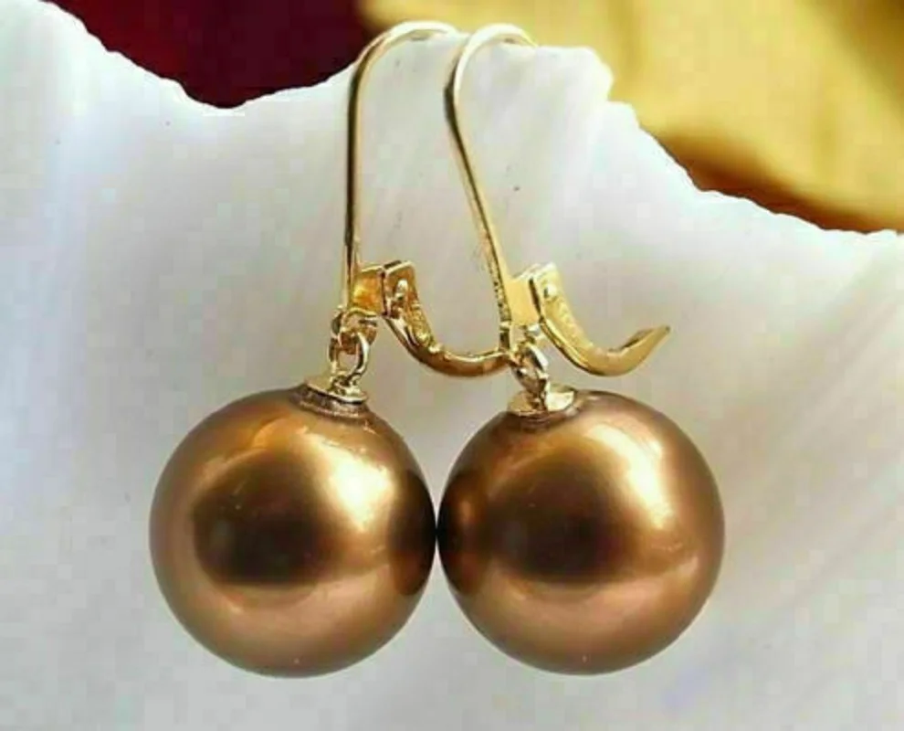 

Large amount of AAAA 16mm natural South China Sea chocolate shell pearl earrings in 14K gold-