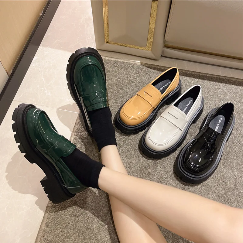 

Туфли женские из лакированной кожи, оксфорды на платформе, балетки, лоферы, плоская подошва, круглый носок, повседневная обувь с мехом, лето
