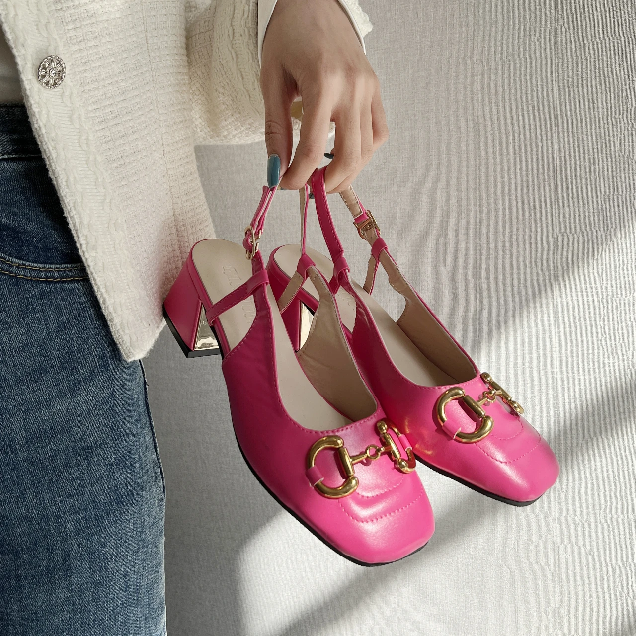 

2022 Spring High Heel Shoes Sandals Women Summer New Fashion Women's Sandals Square Head Sandal Flat Heel Casual Sandals