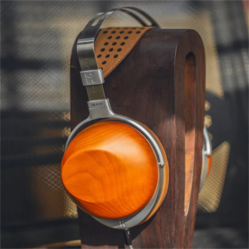 Рисунок 5 - Оригинальный планшет HIFIMAN