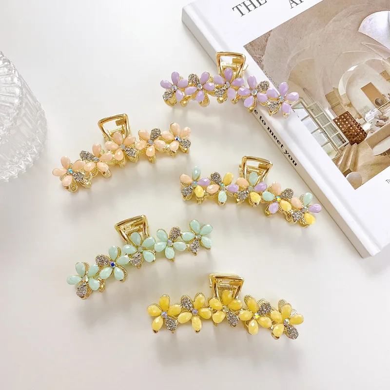 

Small Fresh Hair Clips for Girls Korean Hair Accessories Geometry Super Fairy Alloy Clip Women Accessory New Headwear Apparel