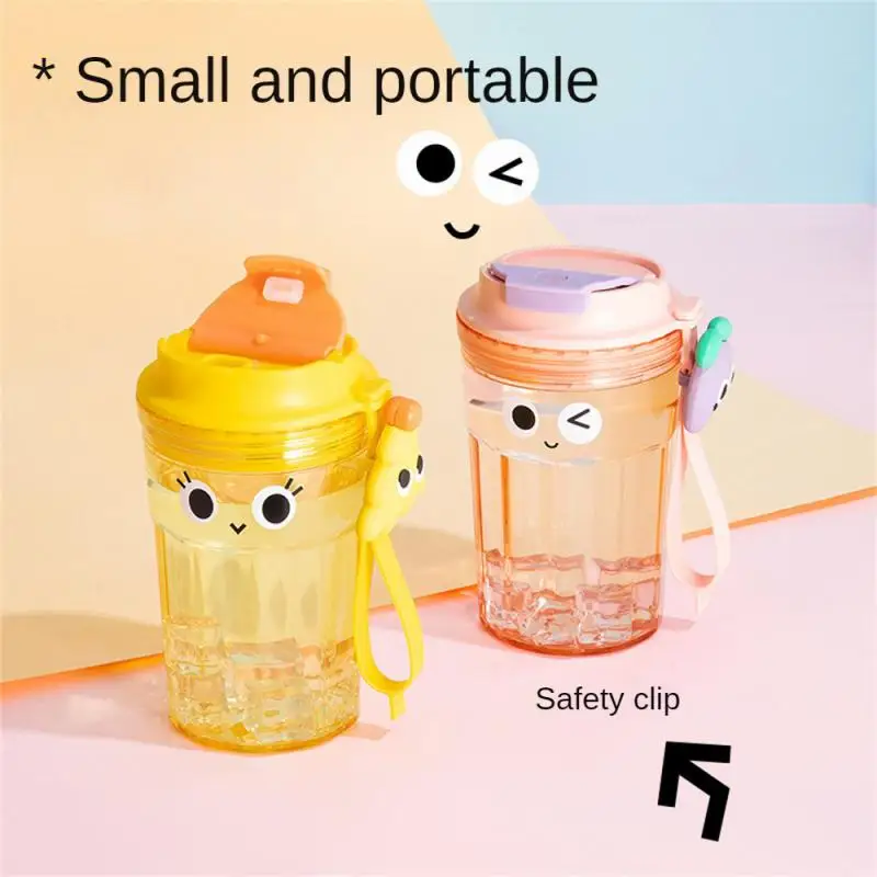Fashion Design Light Weight Water Cup Easy To Carry Portable High Quality Plastic Cup Lovely Picnic Is Essential Essential Items