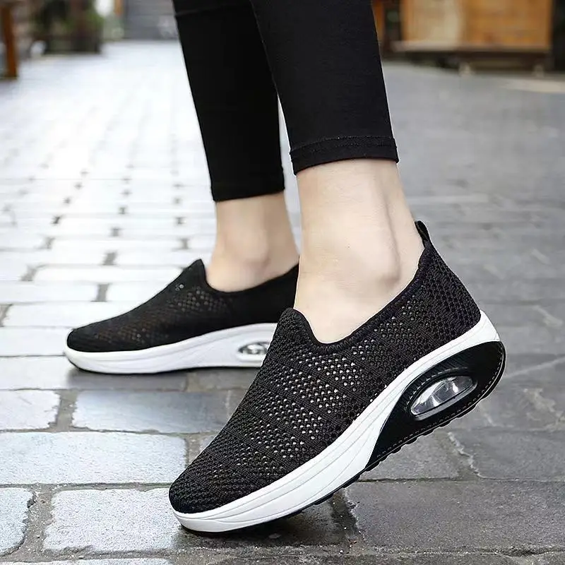 

2022 Sneakers Women Fashion Trainers Shoes For Women Slip On Platform Sneakers Plus Size Zapatos De Mujer Ladies Vulcanize Shoes