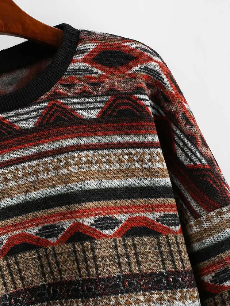 Свитер женский в рубчик с принтом