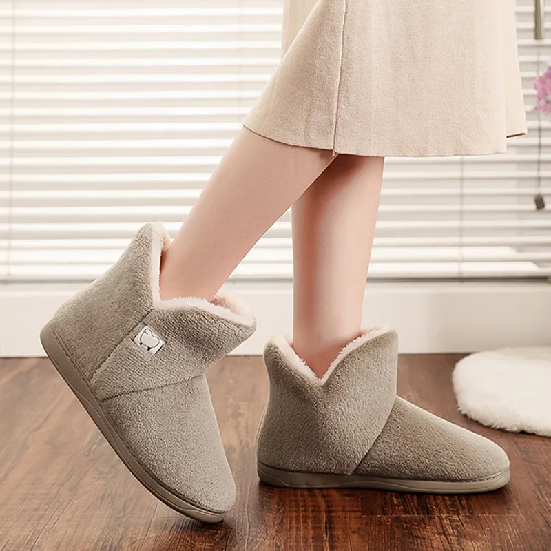 Women Winter Slippers Warm Plush Slip-on Couples Home Floor Shoes Anti-slip Comfortable Flats Female Warm Faux Fur Slippers