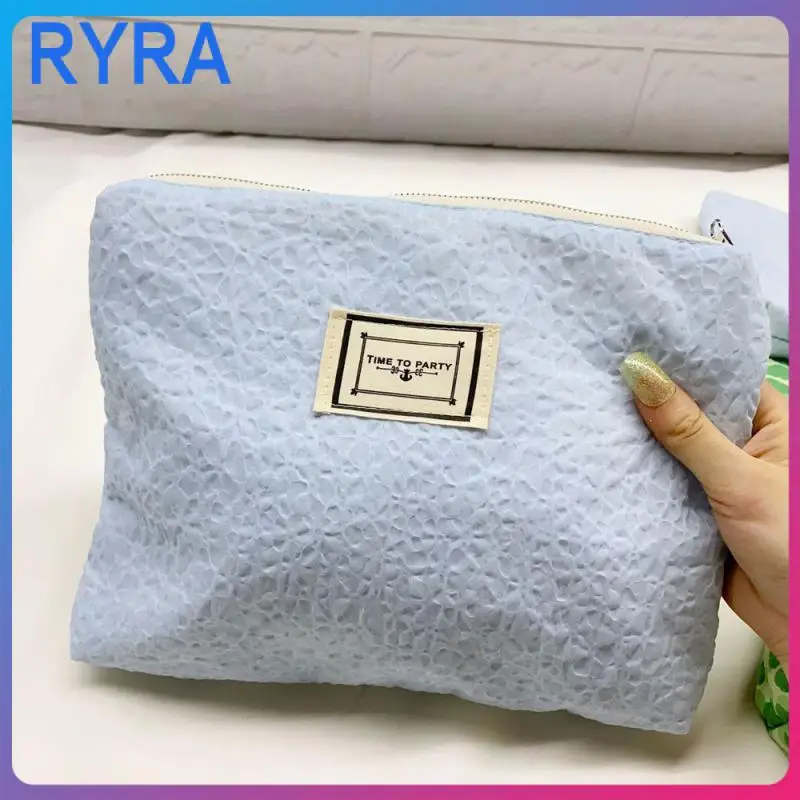 

1pc Multifunction Makeup Pouch Durable Women Toiletries Organizer Bathroom Washbag Girl Makeup Bag Storage Tools Large-capacity
