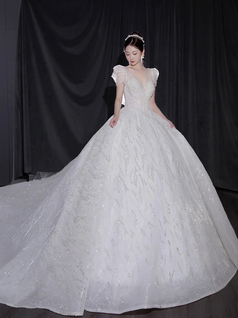 

Shiny Glitter Wedding Dress Butterfly Long Train Beadings Puff Sleeve V-neck Tulle Bowknot Sequined Ball Luxury Bridal Gowns New