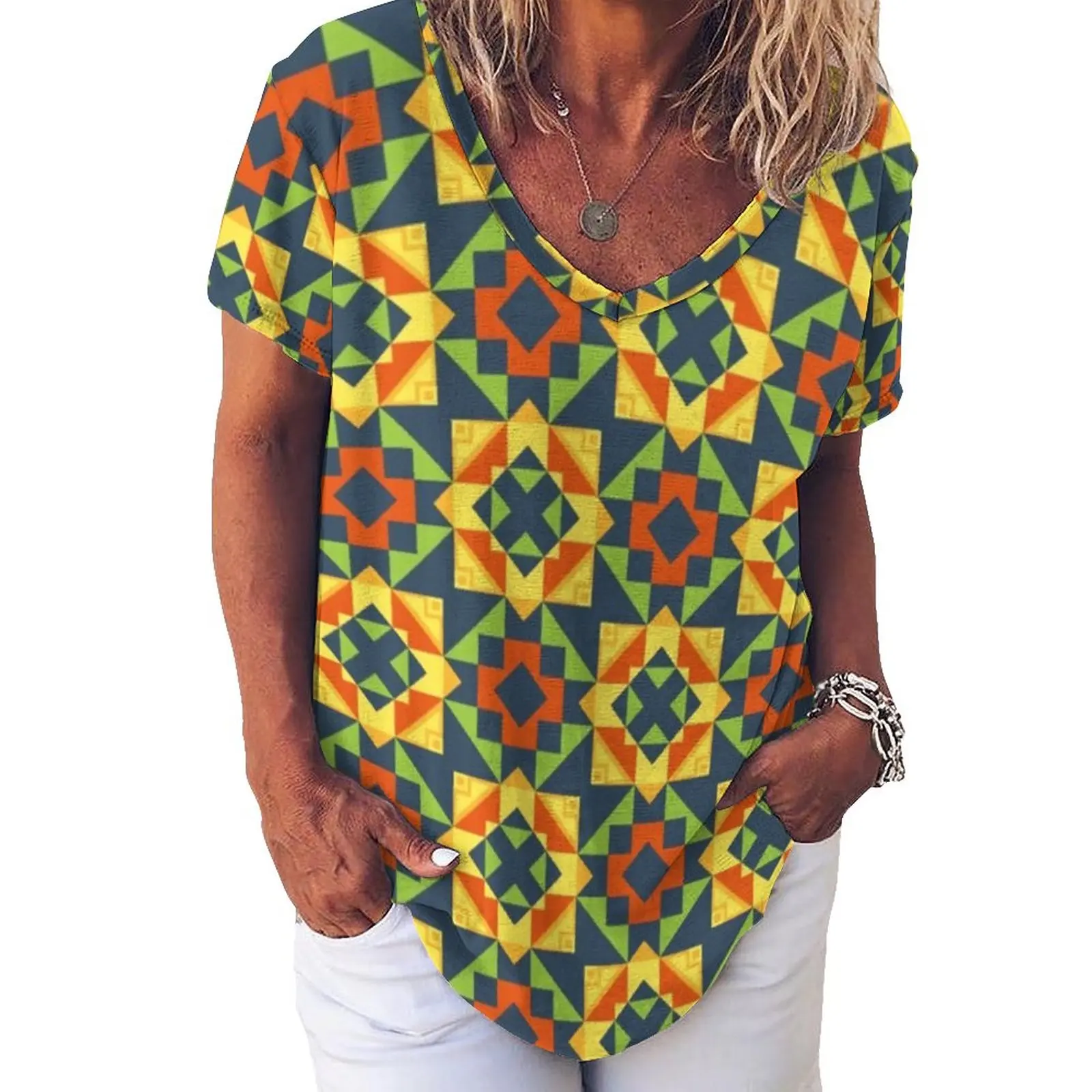 

Vintage Geo Print T-Shirt Design Square Vintage V Neck T-Shirts Short Sleeve Street Wear Tshirt Sexy Printed Top Tees Large Size