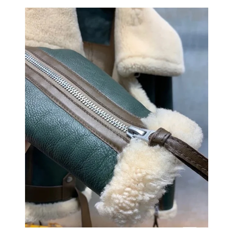 New Winter Clothes Green Stitching Large Lapel Motorcycle Clothing Women's Thickened Short Fur One-Piece Sheepskin Coat