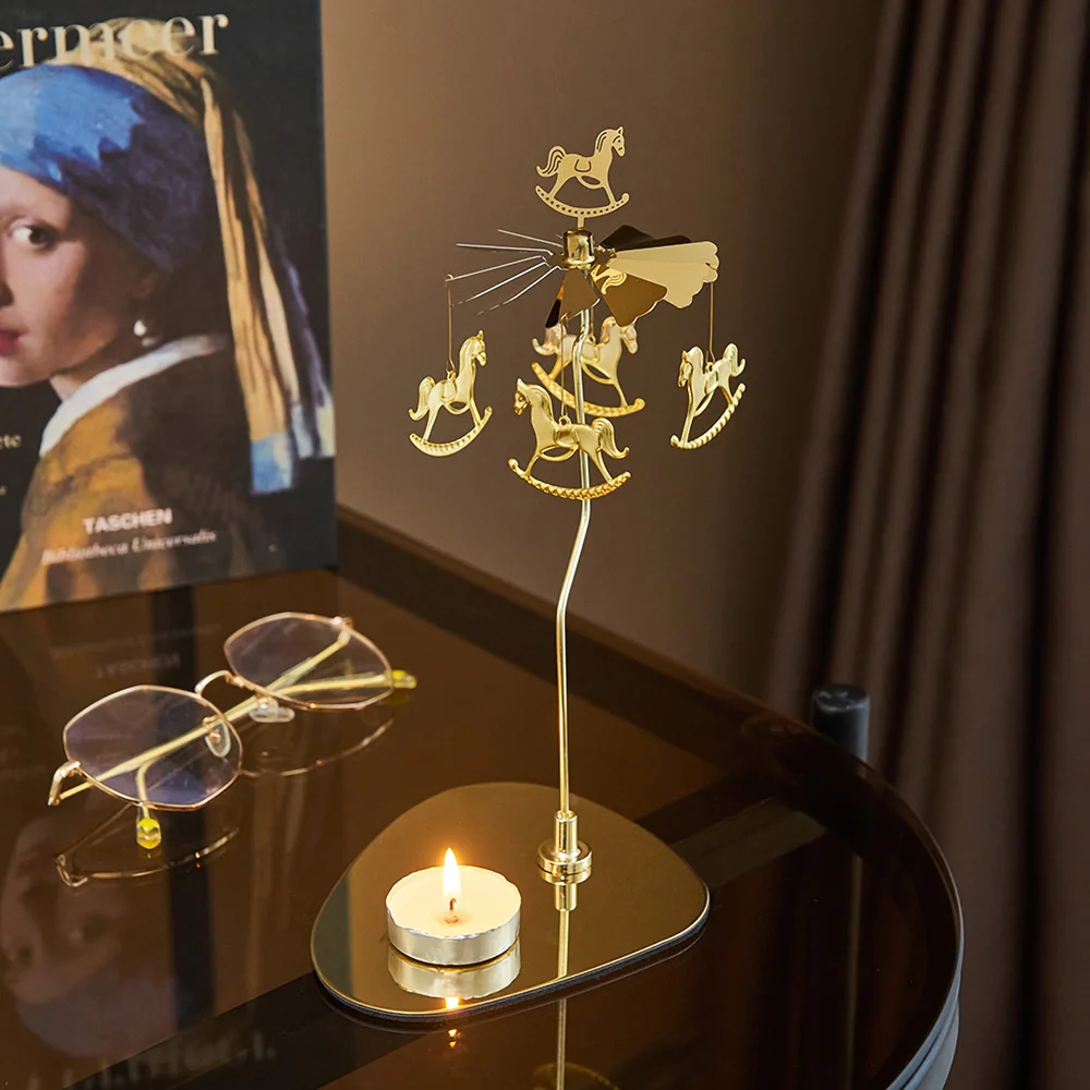 

Nordic Golden Candle Holder Metal Rotary Spinning Candlestick Carrousel Tealight Christmas Decor Dinner Wedding Party Home Decor