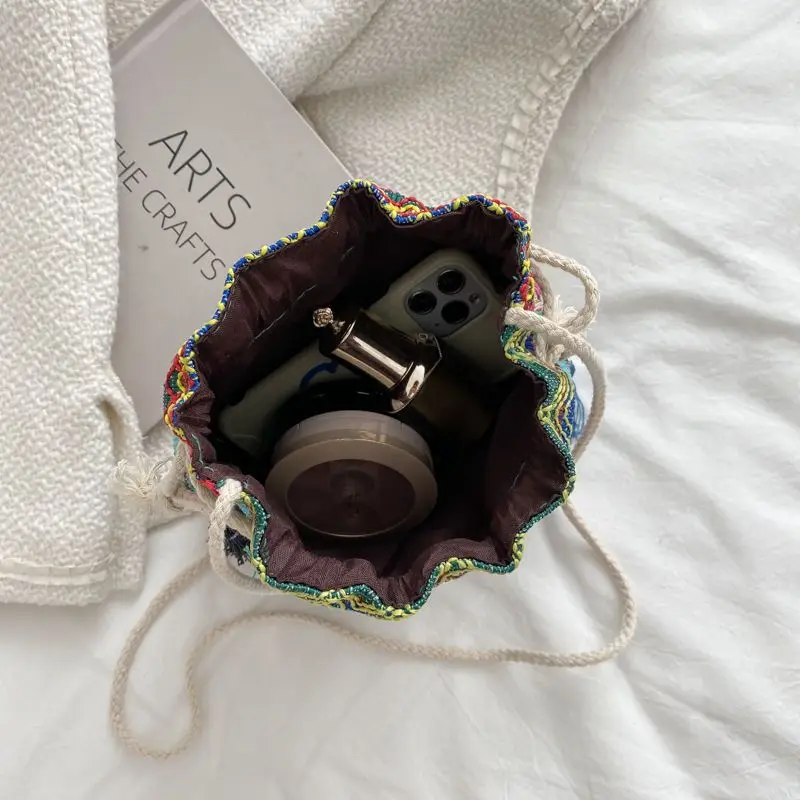 National Drawstring Bag Woven Versatile Messenger Bag Shoulder Bag Retro Mini Korean Tassel Bucket Bag сумка женская 2022 тренд