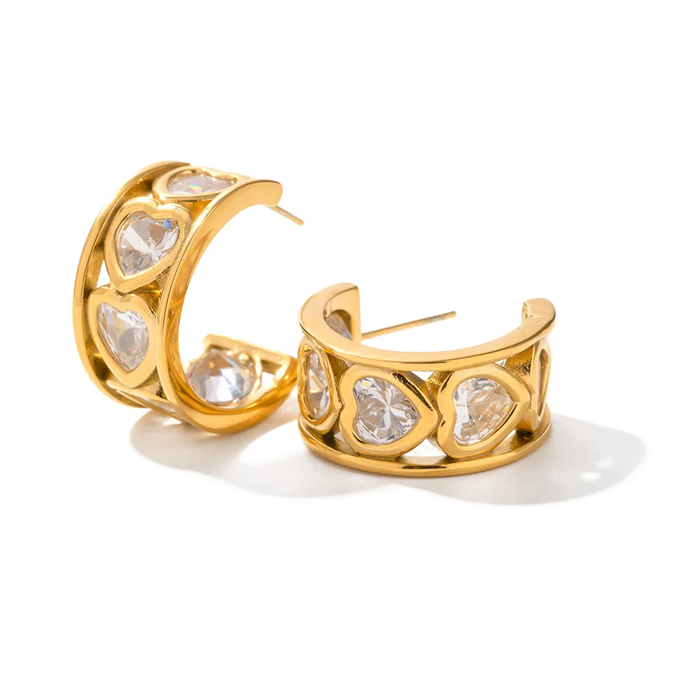 

Stainless Steel PVD 18K Gold Plated Tarnish Waterproof Zircon Heart Inlay CC Hoop Earrings For Woman Jewelry Wholesale Trendy