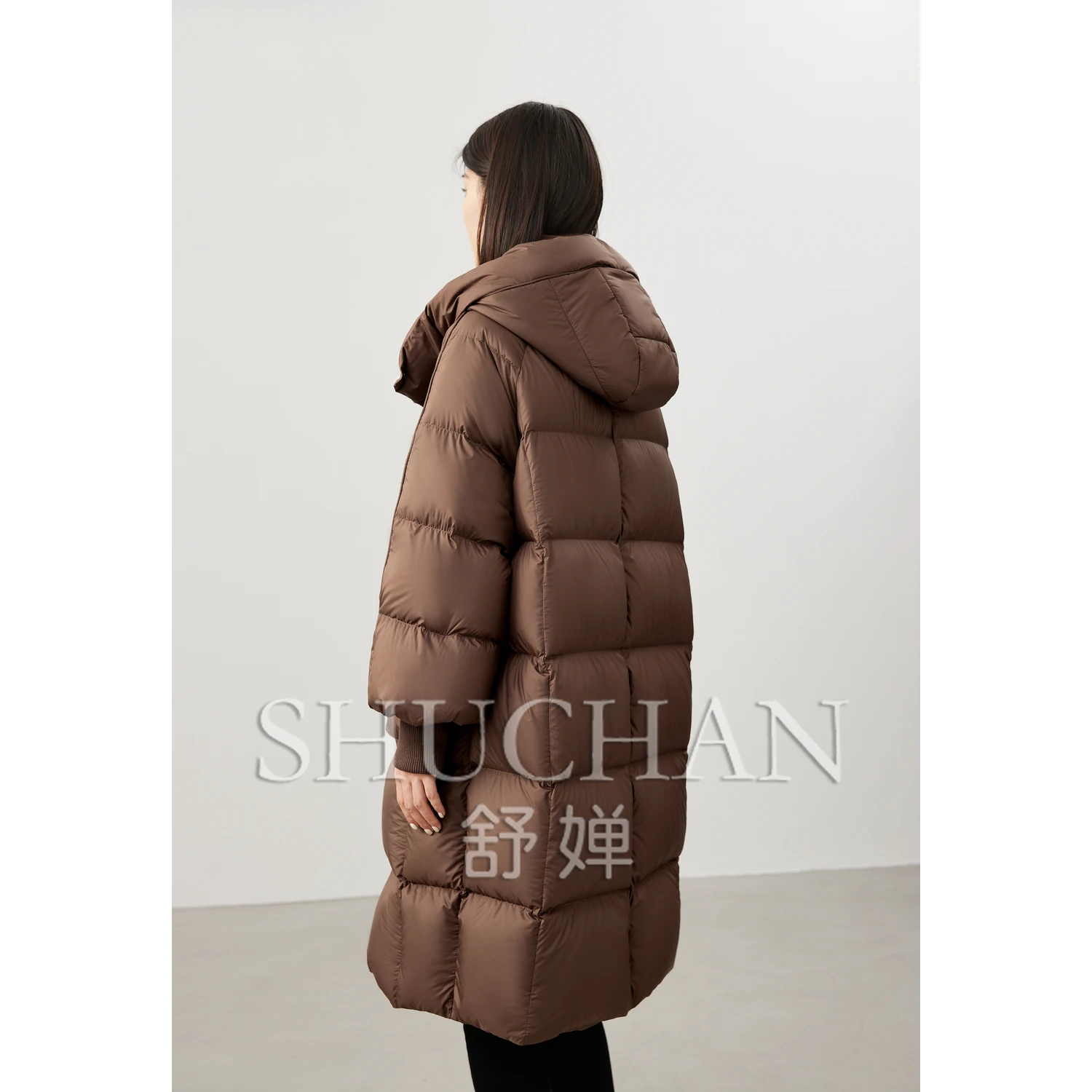 Рисунок 4 - Женские зимние пальто высокого качества