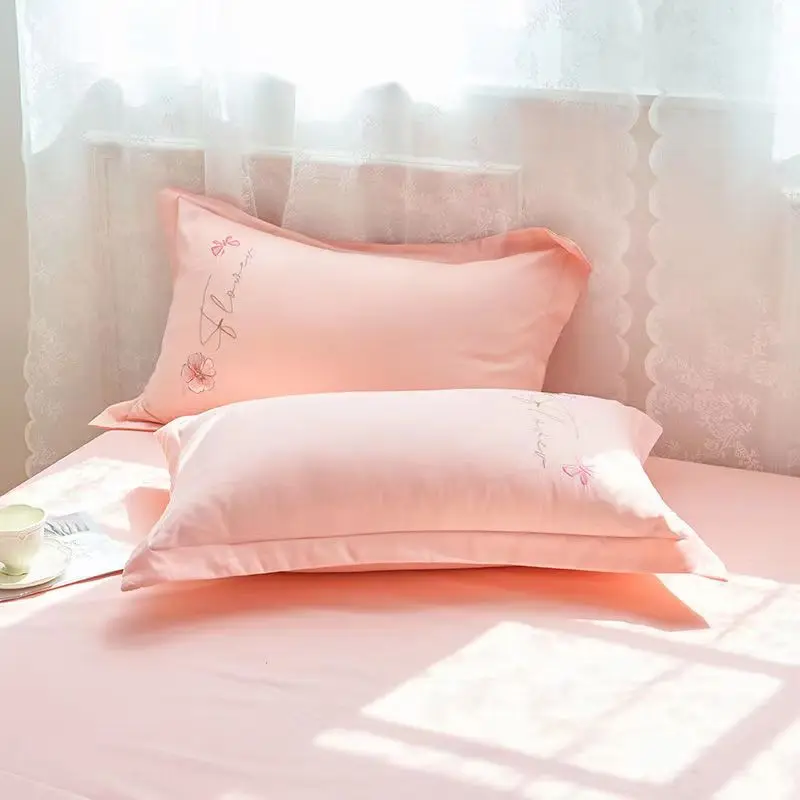 

Наволочка из мытого хлопка с вышивкой, однотонная, 2 шт.