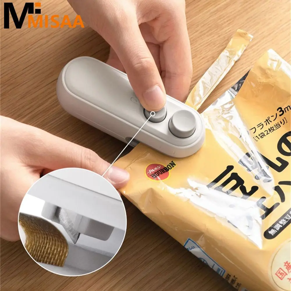 

Portable Snack Sealer 56g Convenient Efficient Can Be Reused User Friendly Handheld Heat Sealer Rechargeable Bag Sealer For Food