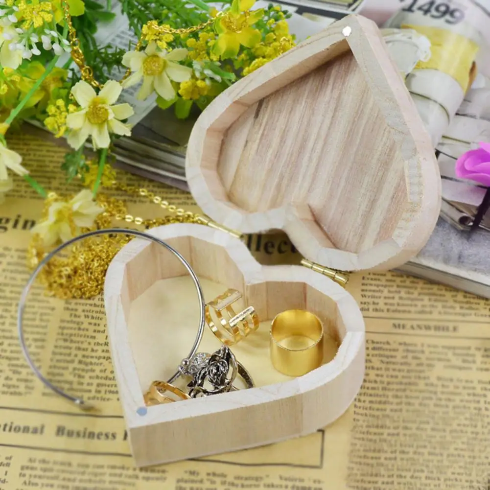 

Jewelry Box Heart Shape Wood Portable Ring Case Magnetic Ring Earrings Storage Container jewelry organizer cajas