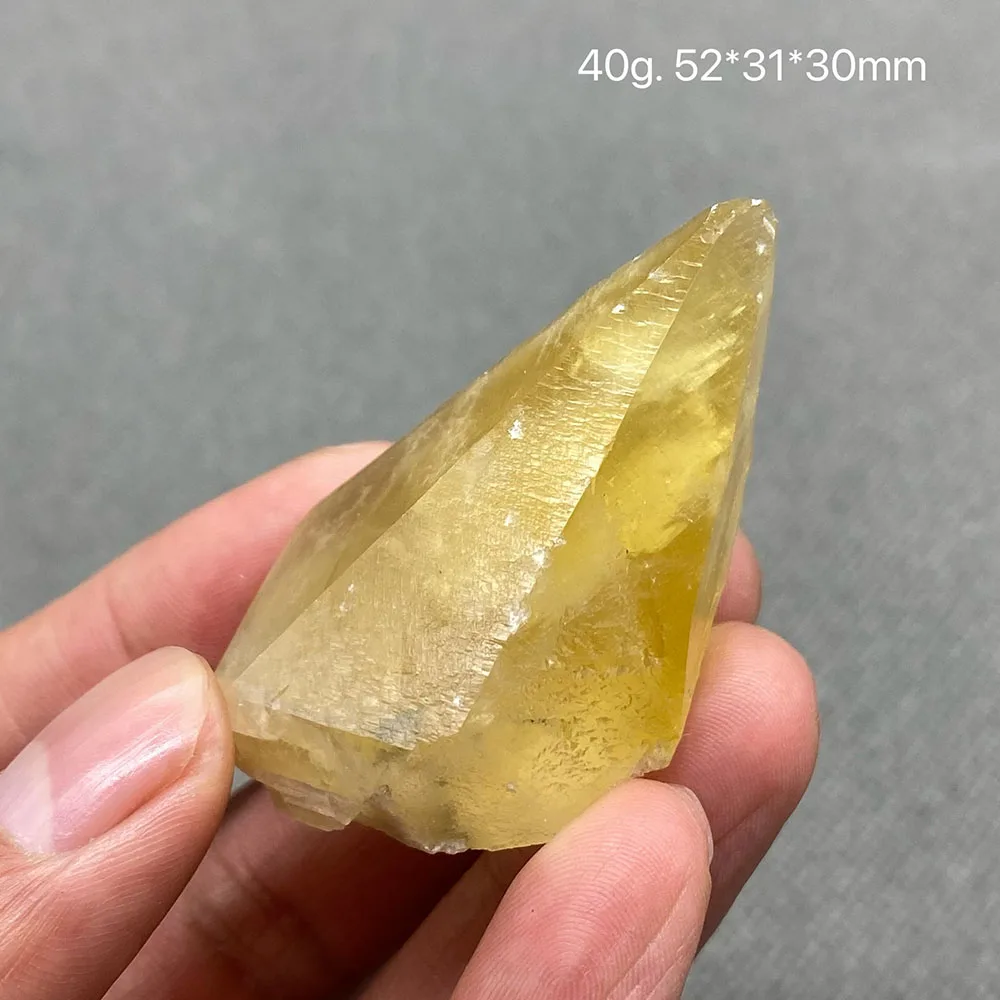 Подвеска из желтого кальцита