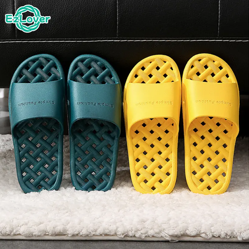 

Summer Men Slippers Bathroom Shower Slipper Leaking Antiskid Indoor Home EVA Slipper Letters Slide Quick-drying Flip Flops
