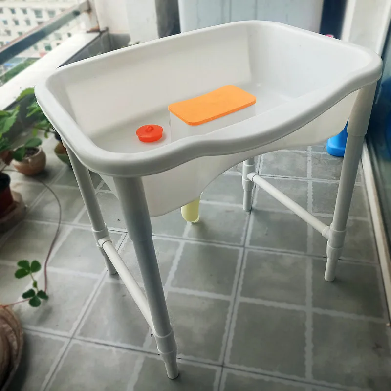 

bedridden washbasin patients thickened elderly adults home care hairdressing lying flat on the bed side artifact