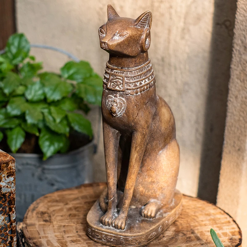 

Egyptian Cat God Pharaoh Resin Craft Ornaments Fortune Cat Bastet Sculpture Home Decor Room Office Desk Vintage Decorations Gift