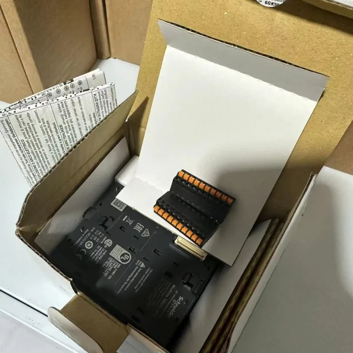 Модуль контроллера программного логического TM3DQ8R TM3DQ8T TM3DQ16T новый оригинальный