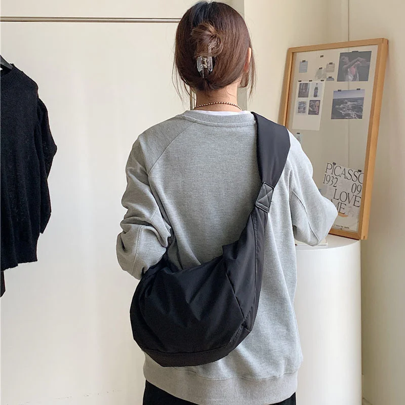 

Summer New Women's Bag Large Capacity Casual Nylon Crossbody Bag Dumpling Bag High Grade Solid Color Shoulder Bag Tote Bag