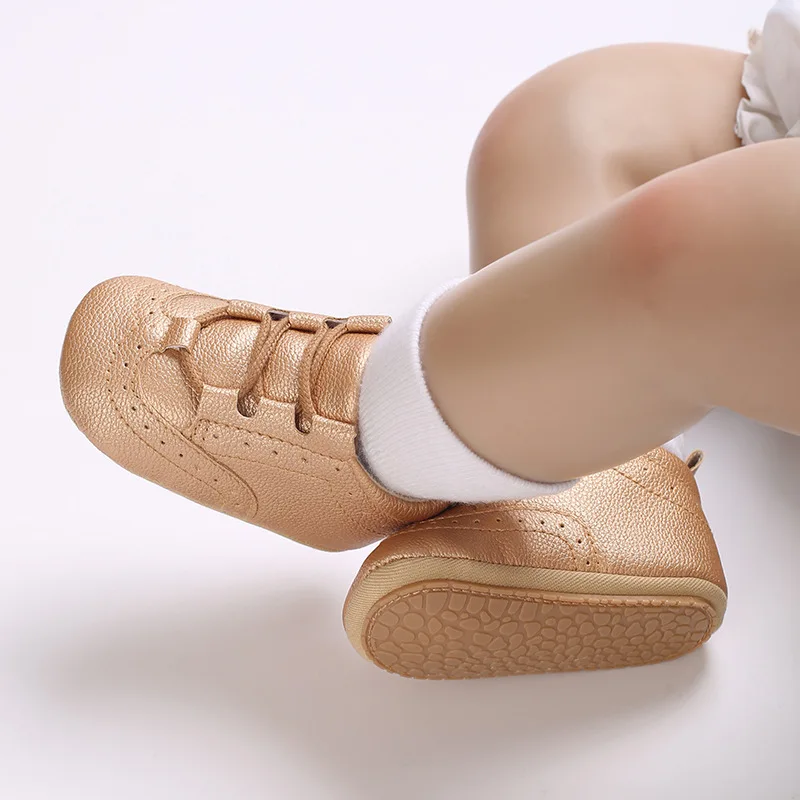 

0-18M Fashion Baby Shoes Boys Girls Classic Soft Sole Shoes Anti Slip Toddler Sneaker Prewalker Toddler First Walkers Flat Shoes