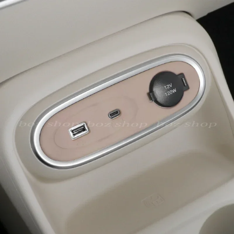 Зарядная панель декоративная наклейка для ORA 03 2023 2024 автомобильная USB-панель