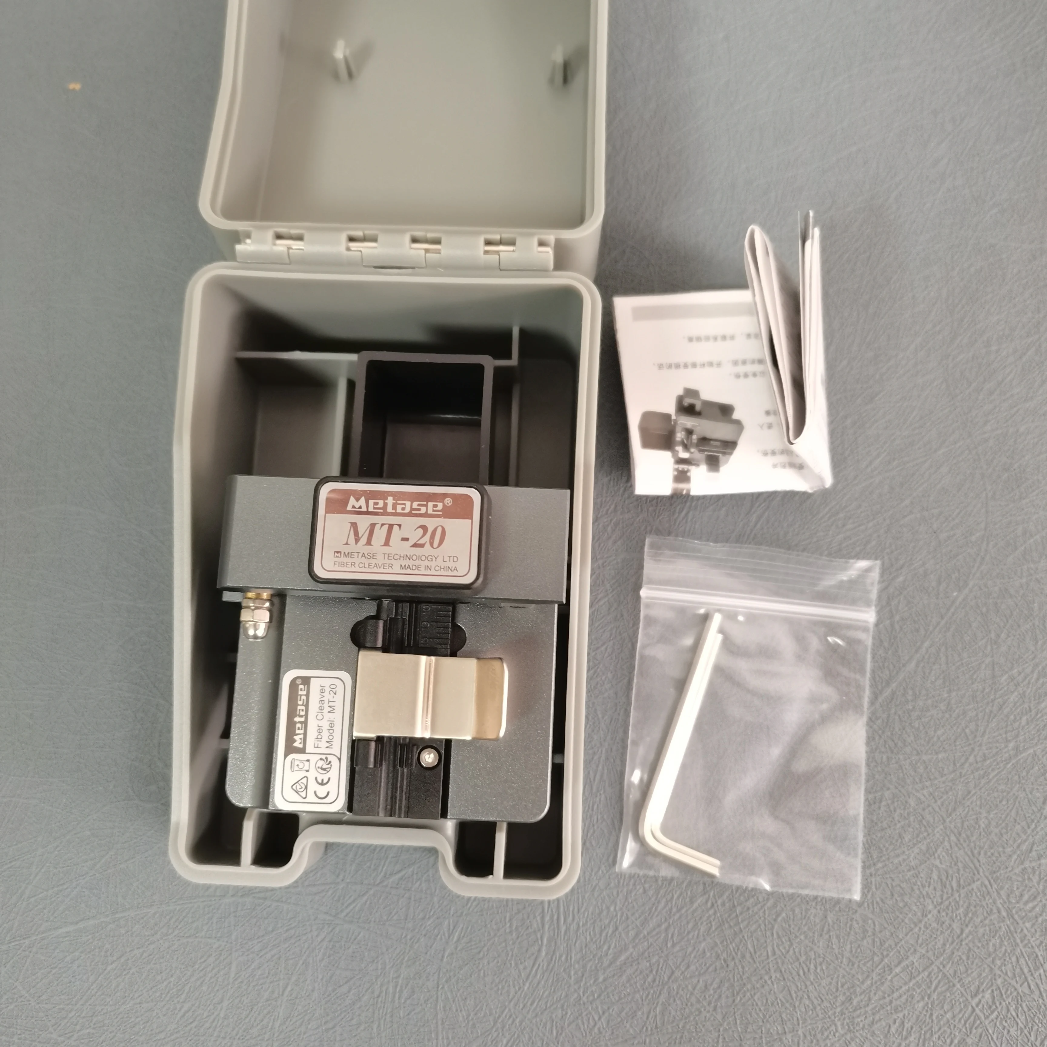 High Quality Automatic MT-20 Optical Fiber Cleaver High Precision Cutting Knife Tool Fiber Fusion Splicer Cable Cutting Machine