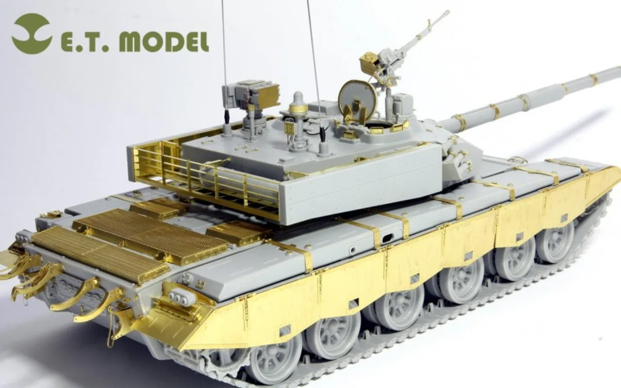 Фото E.T.MODEL 1/35 E35-008 Набор деталей из полиэтилена для танка PLA ZTZ 99B MBT для Hobbyboss 82440 №3