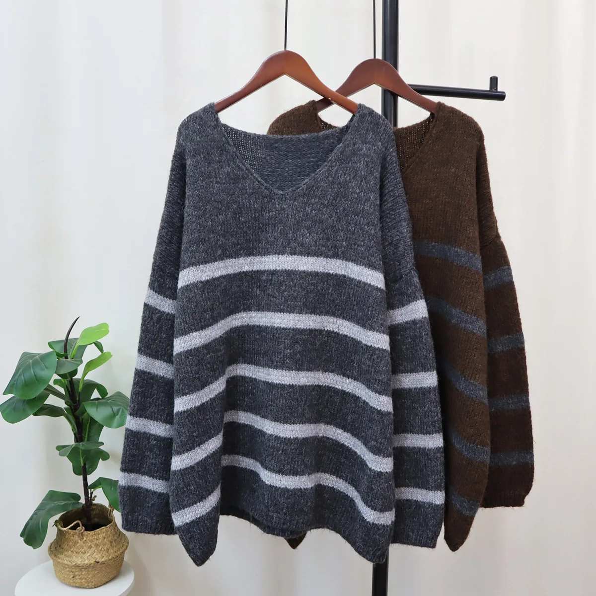 

Hsa 2023 Knitted Sweaters Women Casual V Neck Stripe Pullover Sweater Autumn-winter Retro Jumper Harajuku Oversized Loose Sweate